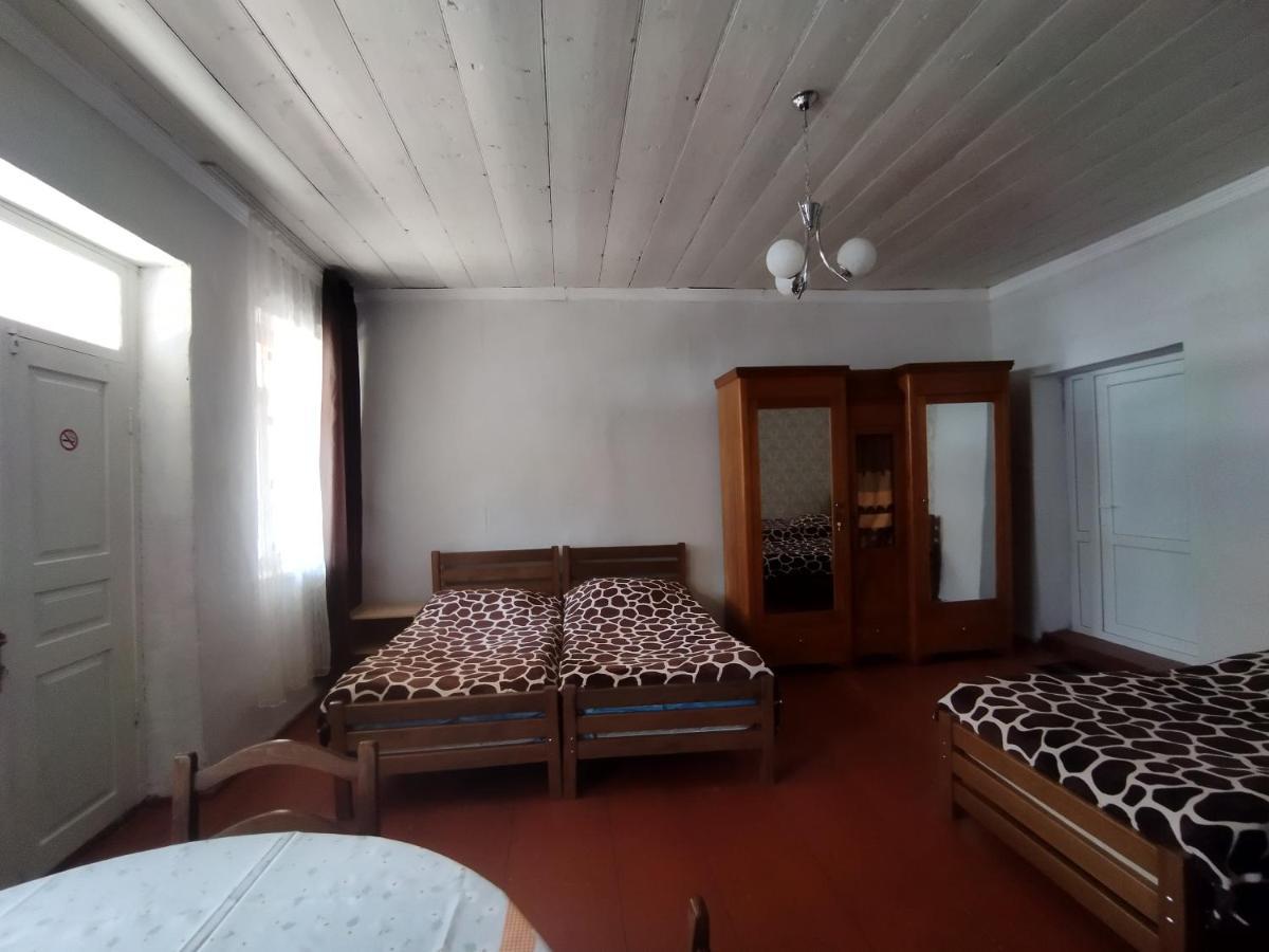 Guest House Katia Mestia Zewnętrze zdjęcie