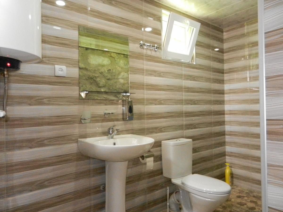 Guest House Katia Mestia Zewnętrze zdjęcie